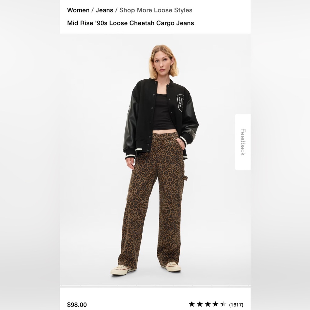 Gap. Mid Rise '90s Loose Cheetah Cargo Jeans. Only worn twice. Size 32